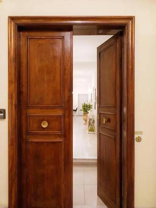 Casa Silvia - Honeymoon Flat With Green Terrace Florence 0*,  Italy