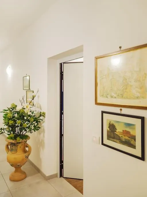 Casa Silvia - Honeymoon Flat With Green Terrace Florence 0*,