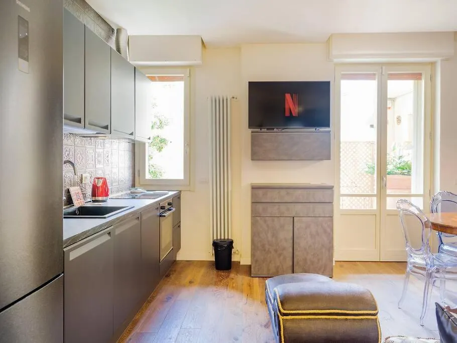 Casa Silvia - Honeymoon Flat With Green Terrace Florence Italy