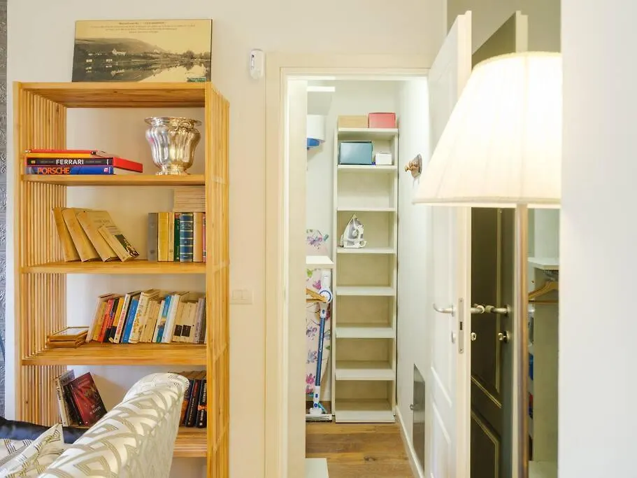 Casa Silvia - Honeymoon Flat With Green Terrace Florence